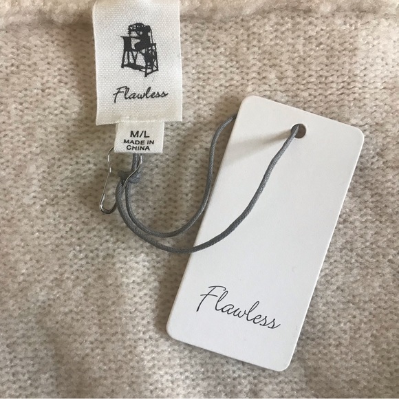 NEW ! Flawless Sweater/Shrug - size M/L - Picture 6 of 8